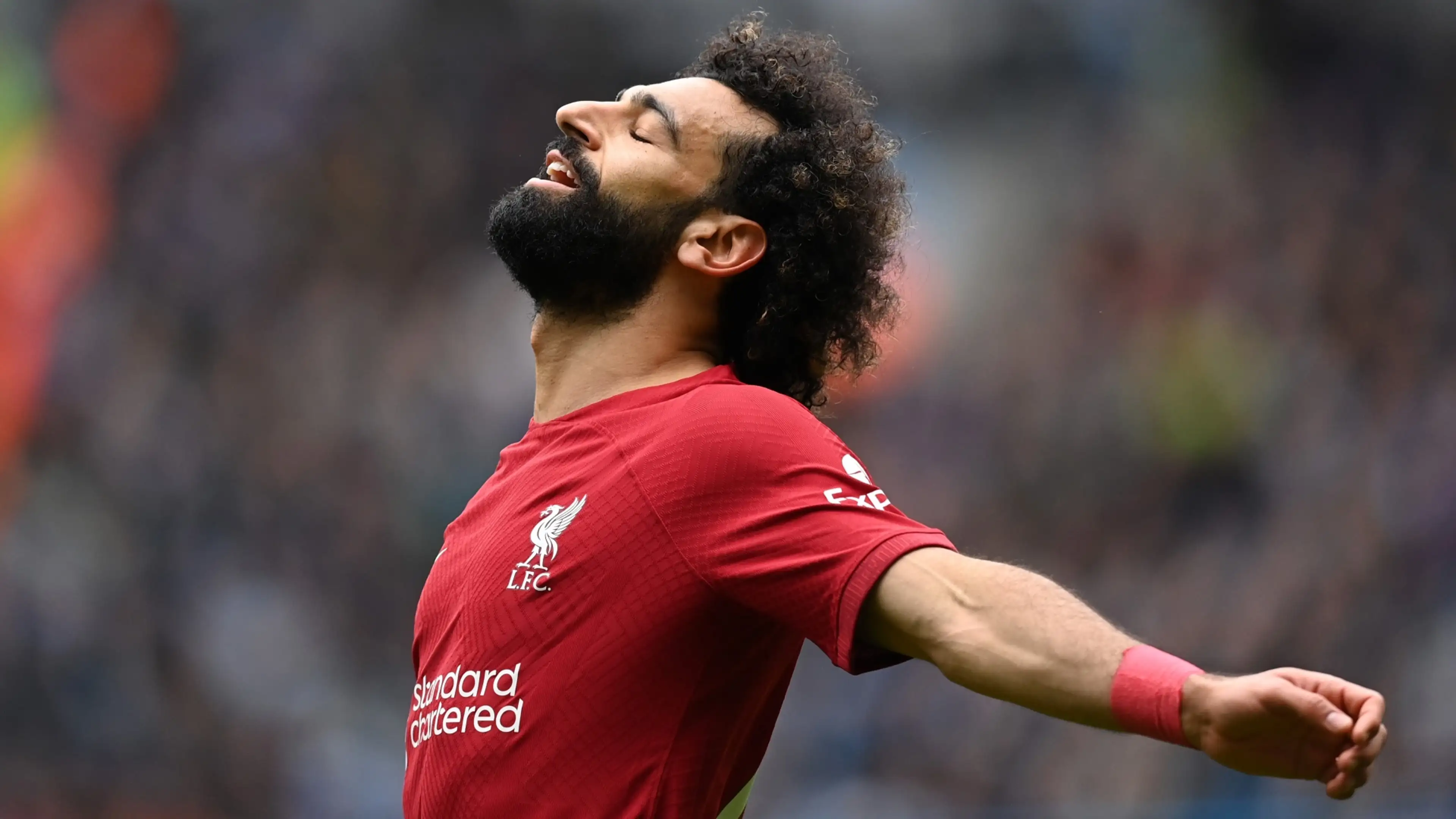 محاولة أخيرة: وفد سعودي في لندن وعرض مالي ضخم لضم محمد صلاح إلى نادي اتحاد جدة

